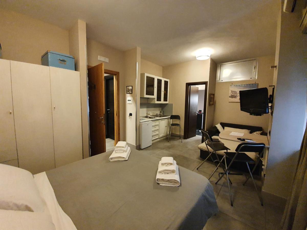 Two Sisters Suites Νάπολη Εξωτερικό φωτογραφία