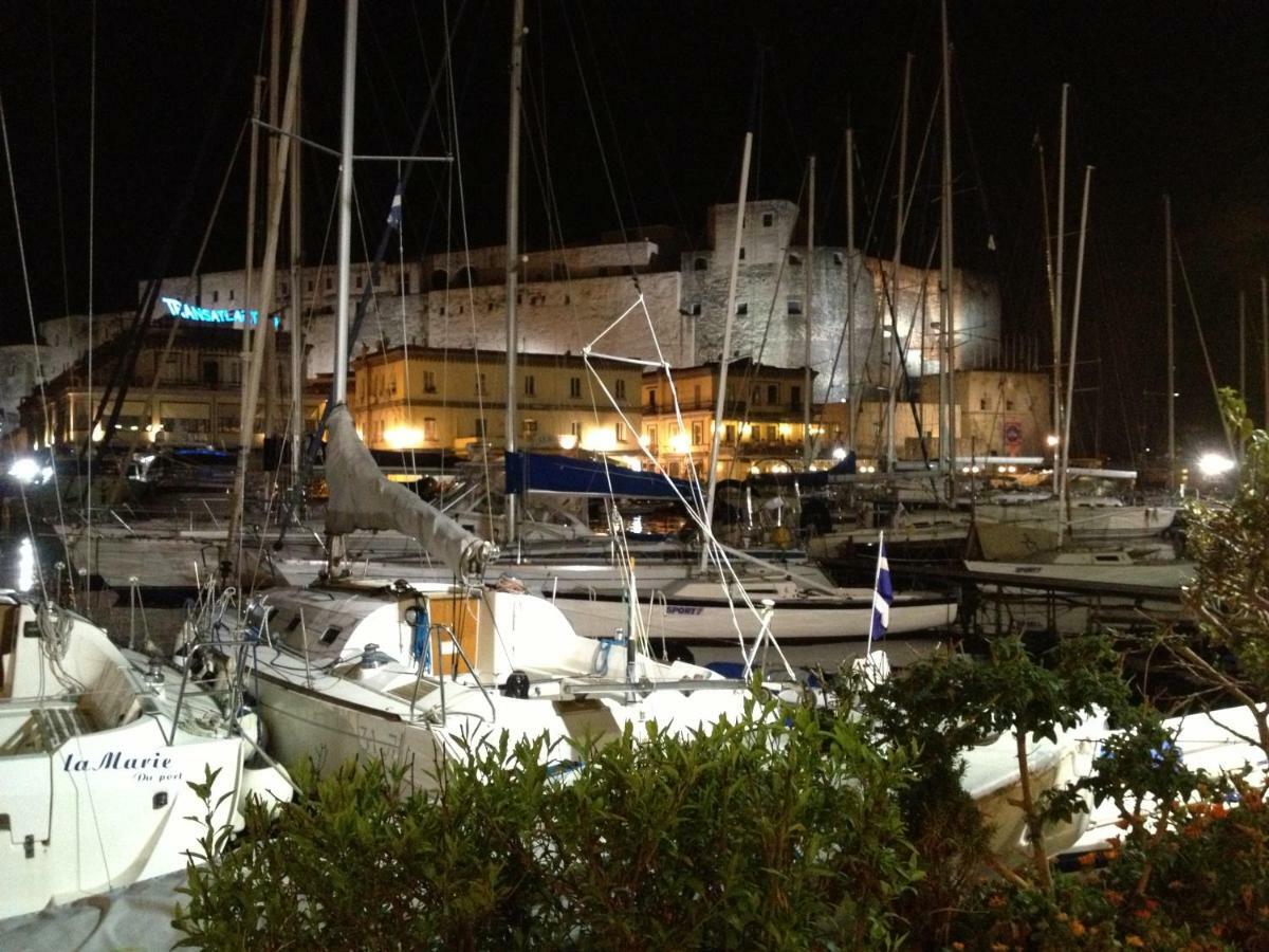 Two Sisters Suites Νάπολη Εξωτερικό φωτογραφία